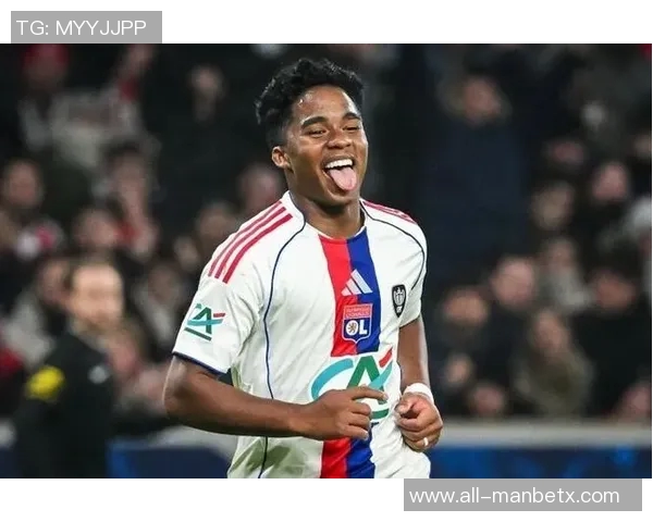 昔日双子星重现辉煌埃斯特旺半场奔袭传射恩德里克法甲上演帽子戏法